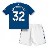 Billiga Everton Jarrad Branthwaite #32 Barnkläder Hemma fotbollskläder till baby 2023-24 Kortärmad (+ Korta byxor)